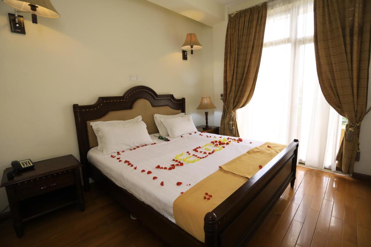 Taye Belay Hotel 贡德尔 外观 照片